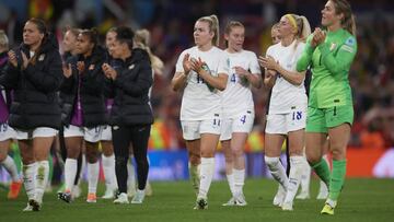 Jugadoras de Inglaterra tras el partido contra Austria en la fase de grupo de la Eurocopa 2022.