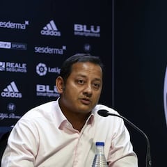 Murthy: "Estamos construyendo un nuevo equipo, esto es normal en el fútbol"