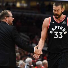 Los Raptors suman una victoria más: Marc, tocado en la rodilla