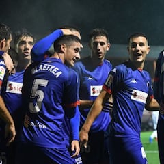 Correctivo del Amorebieta ante un triste equipo pucelano