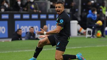 08 February 2022, Italy, Milan: Inter Milan&#039;s Alexis Sanchez celebrates scoring his side&#039;s second goal during the Coppa Italia soccer match between  Inter Milan and AS Roma at Giuseppe Meazza. Photo: Jonathan Moscrop/CSM via ZUMA Wire/dpa
 Jonat