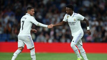 Soccer Football - LaLiga - Real Madrid v Getafe - Santiago Bernabeu, Madrid, Spain - May 13, 2023 Real Madrid's Vinicius Junior comes on as a substitute to replace Eden Hazard REUTERS/Isabel Infantes