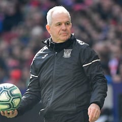 Aguirre: "¿Sin fichajes? ¿Parezco preocupado? Estoy tranquilo"