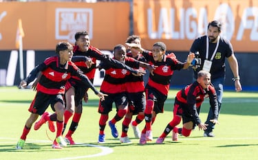Pedro y Joel deciden el Clásico para el Barça