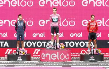 Mikel Landa vuelve al podio del Giro de Italia siete a?os despu¨¦s
