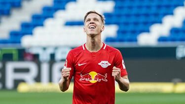 Dani Olmo celebra uno de sus goles ante el Hoffenheim.