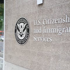 Miedo a la deportación obliga a hispana embarazada a faltar a su cita de migración