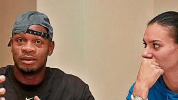 <b>ESTRELLAS. </b>Asafa Powell y Yelena Isinbayeva, ayer en Stuttgart.