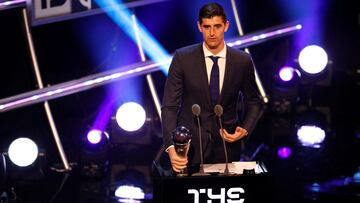 Thibaut Courtois recoge el premio The Best al mejor portero que ganó en 2018.