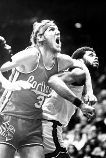 Bill Walton, la estrella lastrada por las lesiones