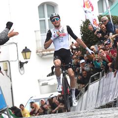 Wellens hace de Pogacar