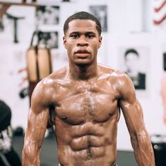 Devin Haney, arrestado por posesión de un arma