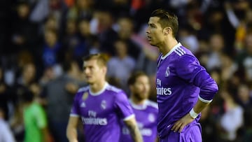 Cristiano, Kroos y Ramos tras perder en Mestalla.