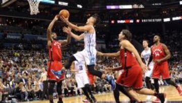 Un tiempo muerto anula el 'game-winner' de DeRozan