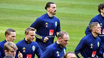 Ibrahimovic, durante un entrenamiento de Suecia.