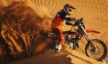 El Rally de Marruecos ha cumplido el papel de preparación para el Dakar. Audi y BRX no han acudido por lo que hay grandes ausencias como las de Sainz, Peterhansel, Roma y Loeb. Hay 2.656 kilómetros de recorrido (1.633 cronometrados) alrededor de Zagora repartidos en cinco etapas.