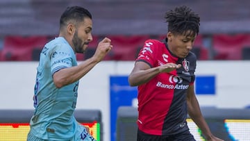 La irregularidad mostrada por los protagonistas a lo largo del torneo, se pone de manifiesto en el césped. Mazatlán FC ha tenido ventaja y la reacción de Atlas es inmediata.