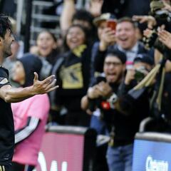Con Vela como figura, LAFC golea 4 a 1 a Portland Timbers