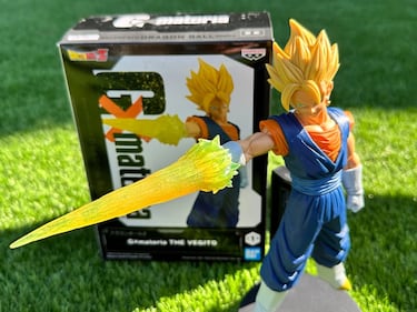 El ataque más brutal de Vegito, recreado en esta figura