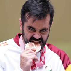 Saavedra dispara al bronce y lleva a España a las 36 medallas