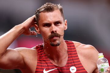 El checo Adam Sebastian Helcelet durante el decathlon masculino.
