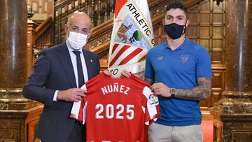 Núñez, con el presidente Elizegi