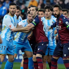 Un Málaga de enfermería o puerta grande