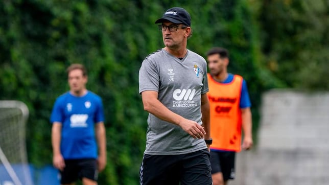 Etxeberria: “Si sale algún jugador, es porque así lo quiere el Eibar”