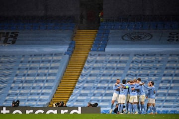 2-0. Riyad Mahrez celebra el segundo gol.