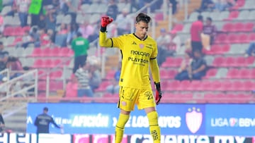 Luis Unsain of Necaxaduring the 9th round match between Necaxa and Puebla as part of the Liga BBVA MX, Torneo Apertura 2025 at Victoria Stadium, on September 19, 2025 in Aguascalientes, Mexico.
