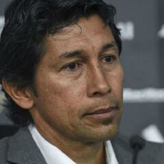 Bermúdez: "Veo posible que Cavani venga a Boca"