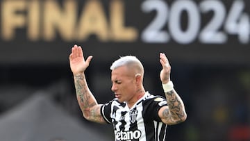 Eduardo Vargas deja Brasil y tiene nuevo club