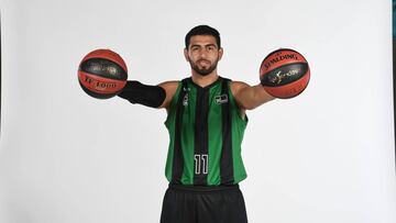 04/09/19 SESION DE FOTOS ACB ENDESA BALONCESTO
 JOVENTUT BADALONA  ENTREVISTA KEREM KANTER