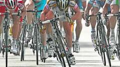 Mark Cavendish vence por tercera vez y se retira