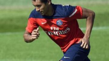 Marquinhos en uns sesi&oacute;n de entramiento con el PSG.