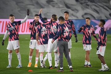 Los jugadores del Real Madrid antes que de comienzo el partido