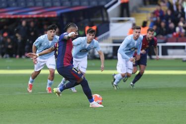 El líder de la Liga remonta el partido. Del 1-3 al 4-3. No falló Raphinha, que sigue de dulce con un doblete. Zurdazo del brasileño, superando la estirada de un Guaita que le adivinó las intenciones.