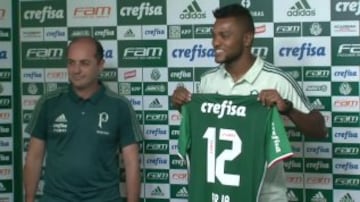 Miguel Borja ya viste la camiseta 12 de Palmeiras