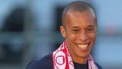 Miranda se va al United y el
Barcelona pregunta por Arda