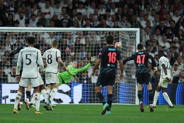 El Madrid pierde la vista de lejos