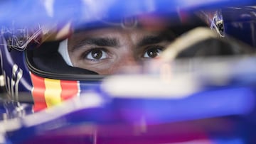 Carlos Sainz plays down fears over Toro Rosso future