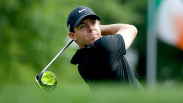 El golfista irlandés tiene una de las carreras más prolíficas en los últimos años. McIlroy ganó dos eventos del PGA tour en playoffs y se adjudicó la FedEx Cup para embolsarse $10 millones de dólares. Nike es su patrocinador oficial y, con la portada del videojuego de EA Sports, sumó $50 mdd en 2017.