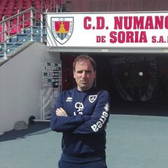 Arrasate: "Quiero ver al Numancia lo más arriba posible"