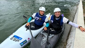 Maialen Chourraut y Pau Echaniz, durante un entrenamiento en el canal olímpico de París.