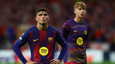 Soccer Football - UEFA Champions League - Quarter Final - Second Leg - Atletico Madrid v FC Barcelona - Riyadh Air Metropolitano, Madrid, Spain - April 14, 2026 FC Barcelona's Pedri looks dejected after the match REUTERS/Albert Gea