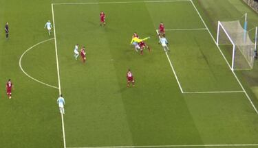 El gol anulado a Sané por fuera de juego debió subir al marcador