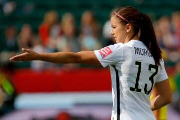 Alex Morgan genera suspiros y aplausos dentro y fuera de las canchas.