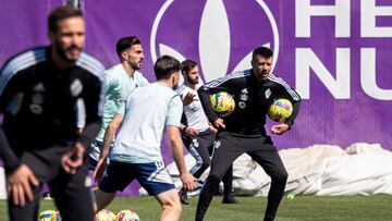 05/04/23 
ENTRENAMIENTO DEL REAL VALLADOLID 
PAULO PEZZOLANO 
