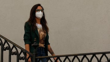 Santiago, 15 de marzo de 2022.
La ministra Vocera de Gobierno, Camila Vallejo, se retira luego de un punto de prensa por balacera en parte de comitiva de gobierno en La Araucania
Dragomir Yankovic/Aton Chile