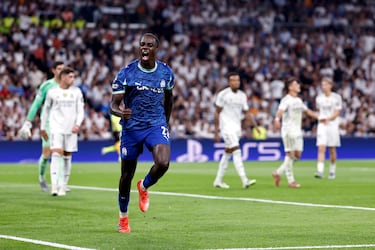 Concacaf sonríe contra el Madrid